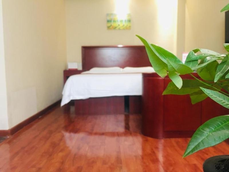 Greentree Inn High Tech Changzhi Road Subway Station Business Hotel Taiyuan  Eksteriør billede
